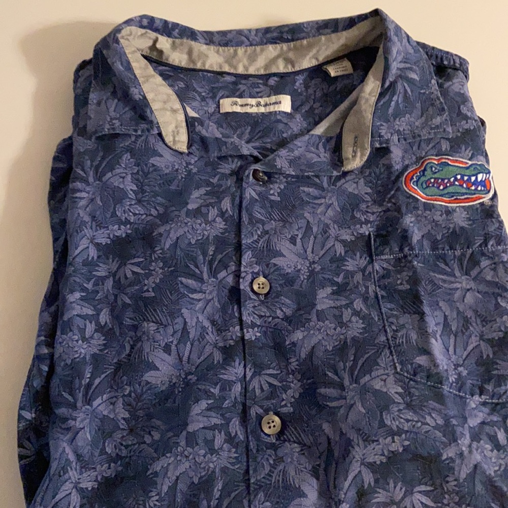 Tommy Bahamas Gators Short Sleeve Shirt